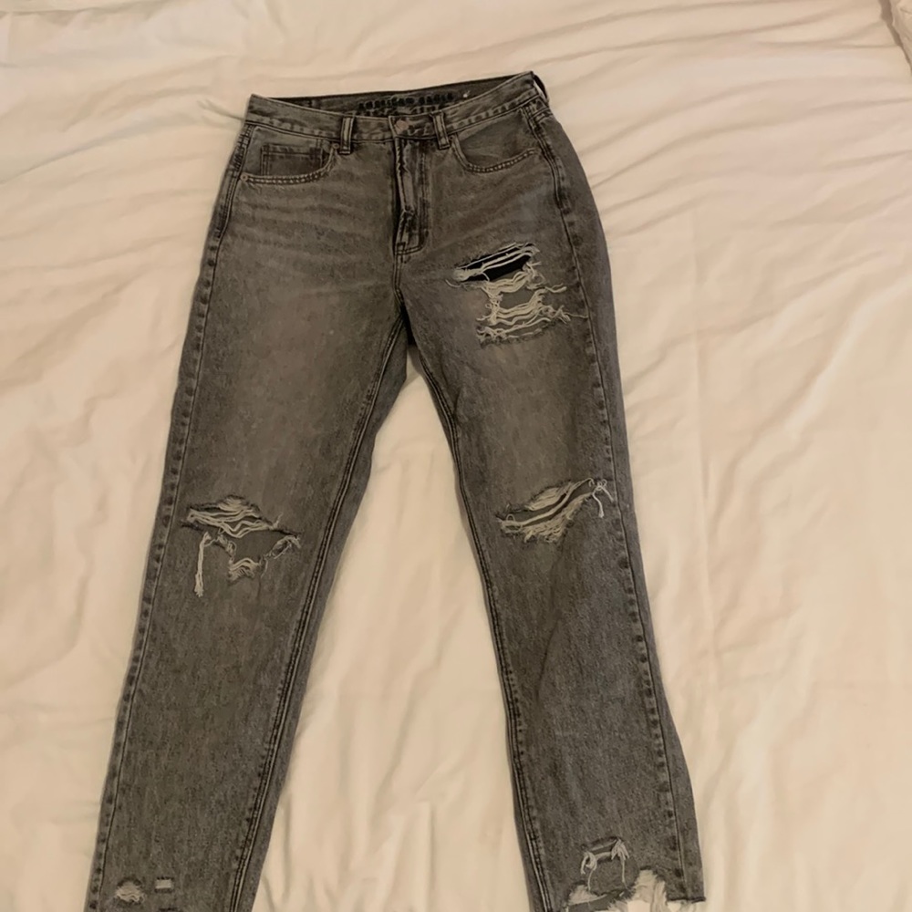 Womens American eagle straight leg ripped jeans